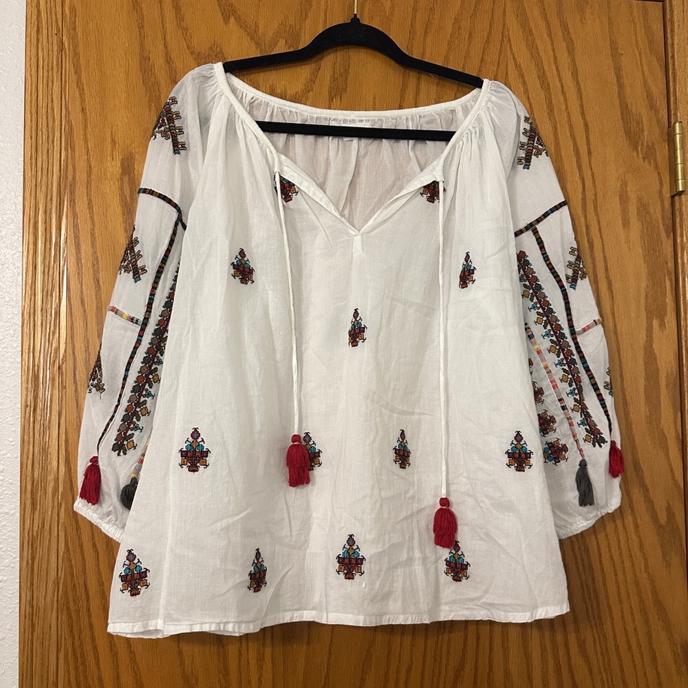 Velvet by Graham & Spencer Nyssa Embroidered Tassel Tie Top - NWOT - Size XL - Picture 2 of 13